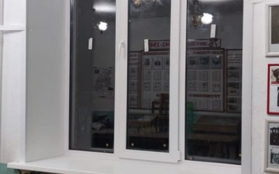Установка большого окна с одной створкой
